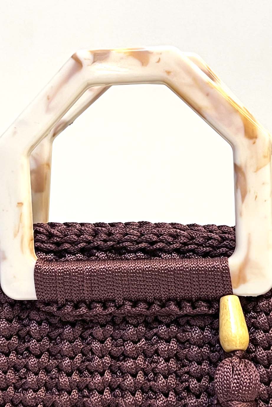 Bolsa de Mão Crochê Alça Acrílico Marrom