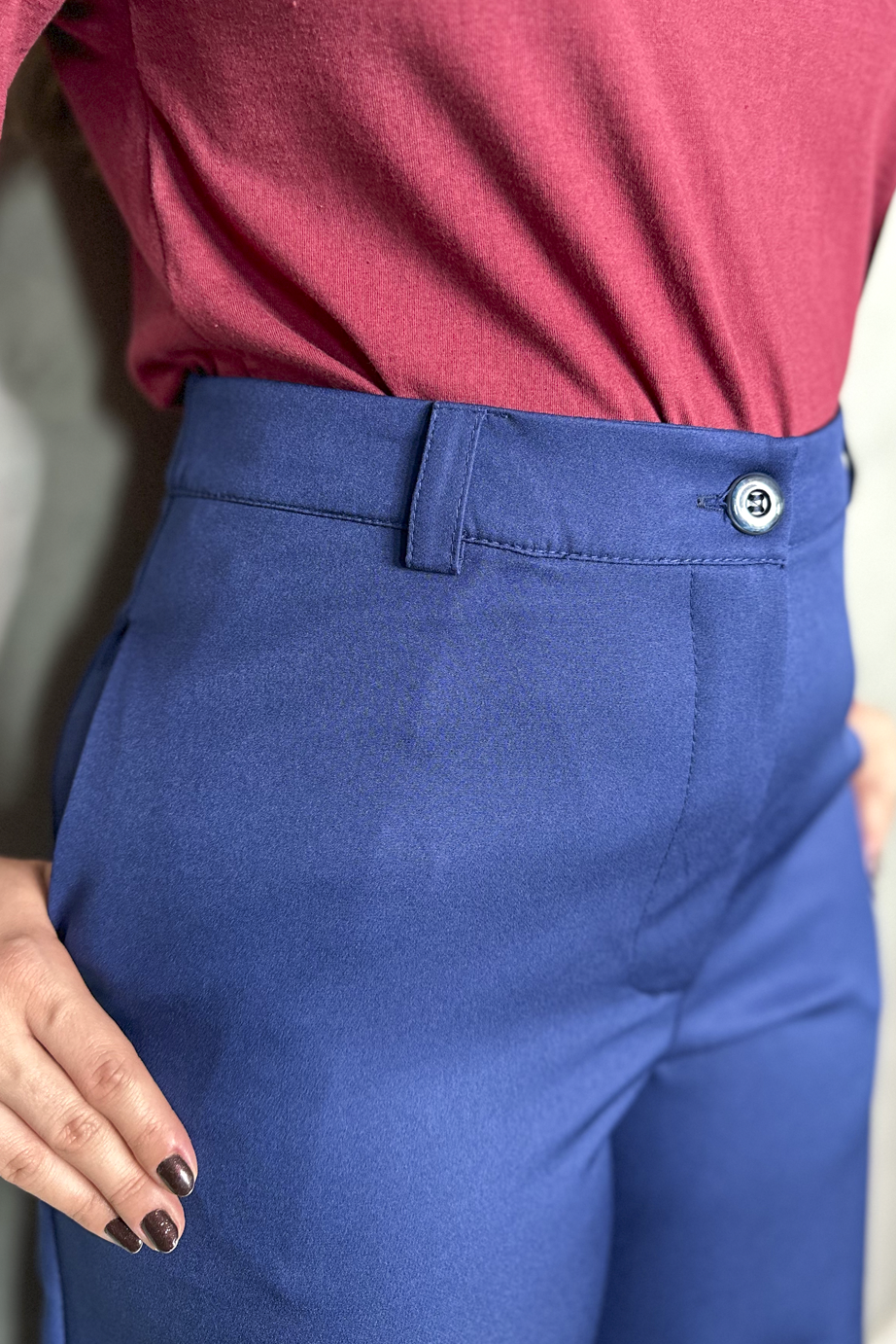 Calça pantalona alfaiataria azul