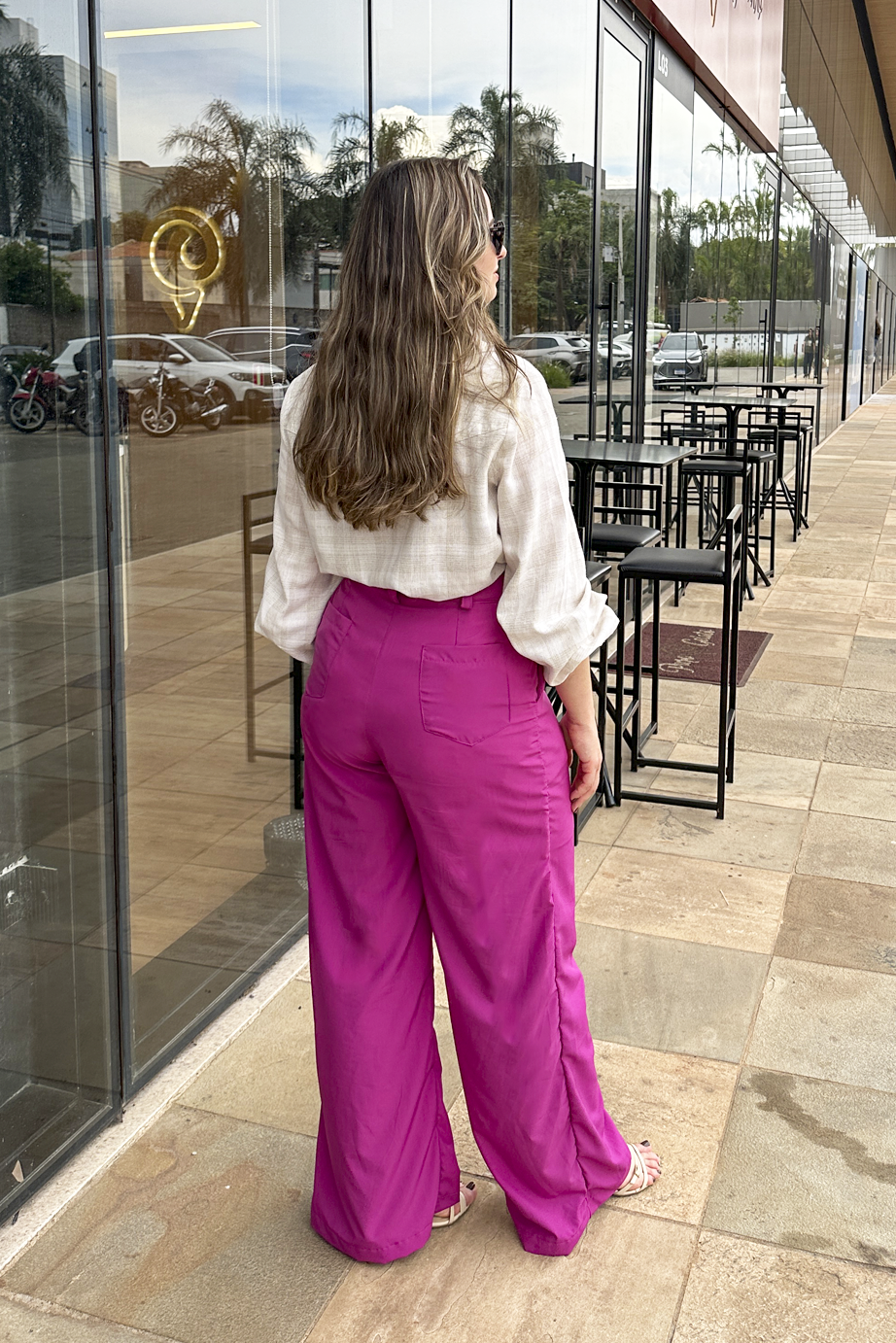 Calça pantalona alfaiataria fúcsia