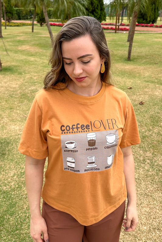 Camiseta malha algodão estampa coffee lover