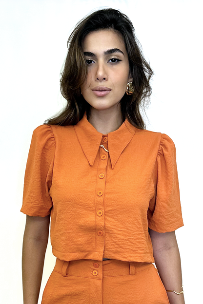 Conjunto alfaiataria Camisa cropped + calça pantalona laranja