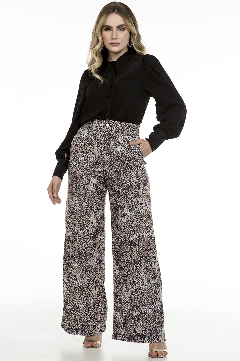 Calça pantalona Onça